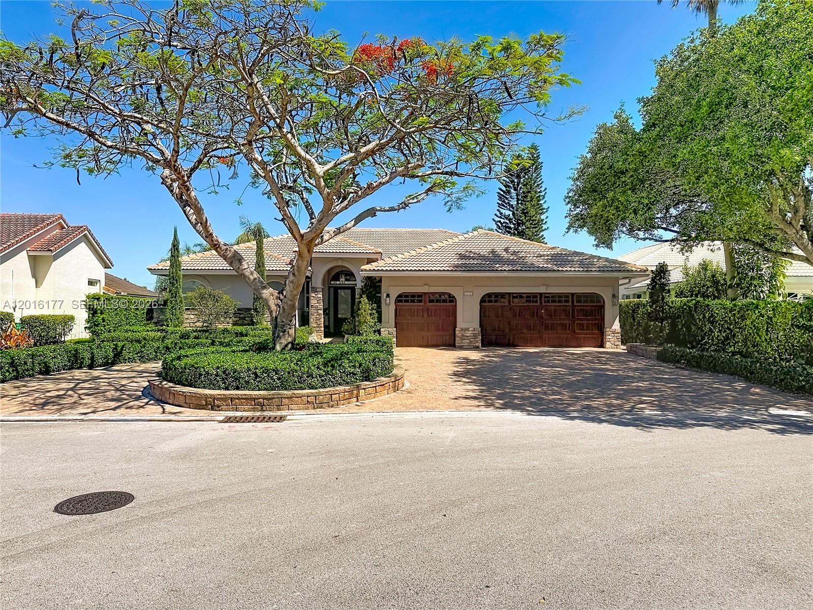 10635 NW 51st St