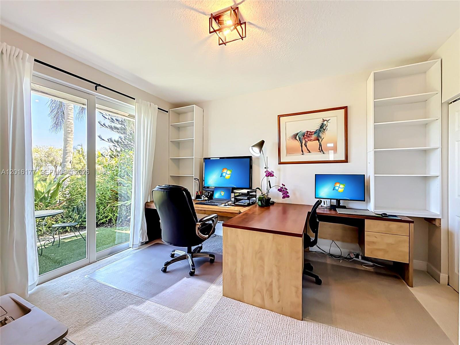 KENSINGTON - Residential