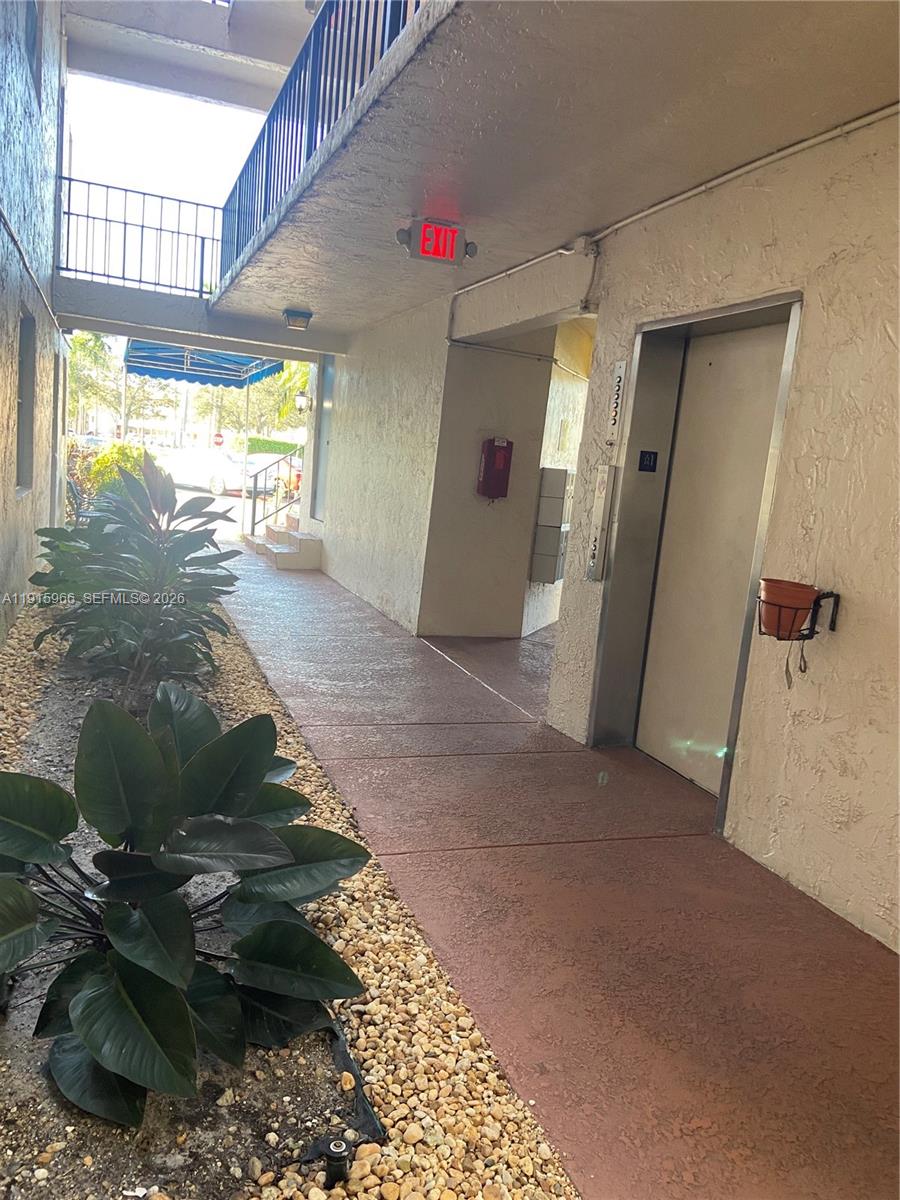 QUAIL RUN OF SUNRISE - Residential