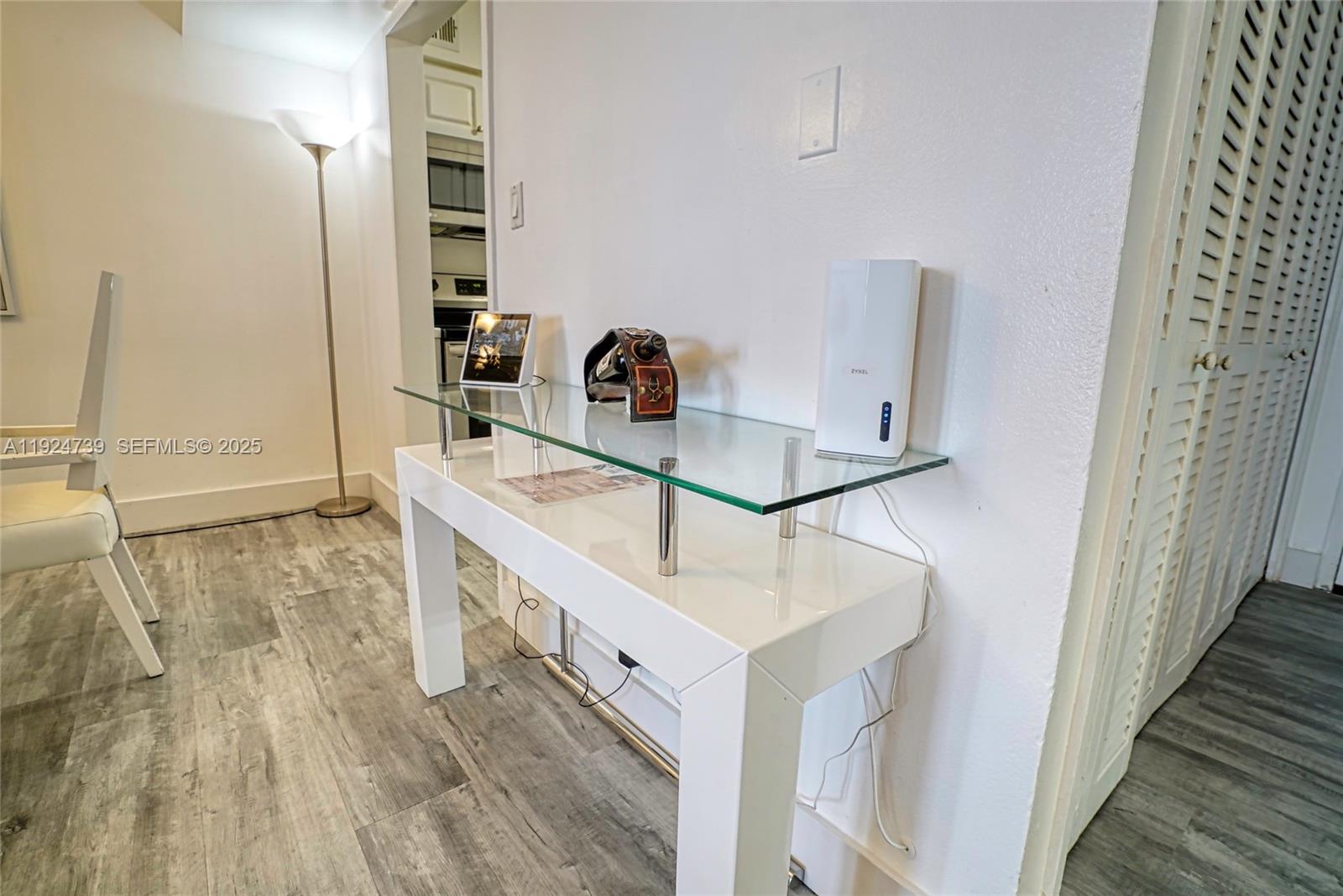 THE ALEXANDER CONDO - Residential