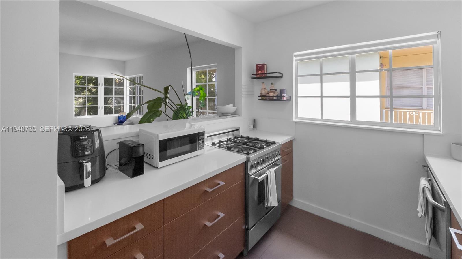 645 MICHIGAN AVE CONDO - Residential