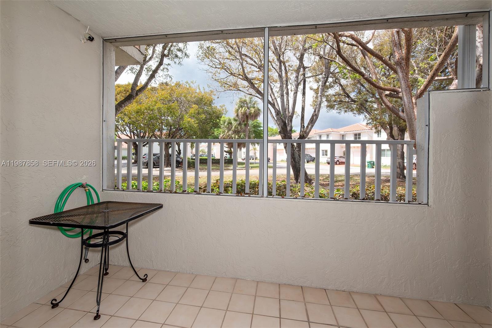 MAHOGANY KEY CONDO #3 - Residential Lease