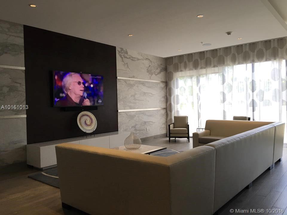 9 AT MARY BRICKELL VILLAG - Residential Lease