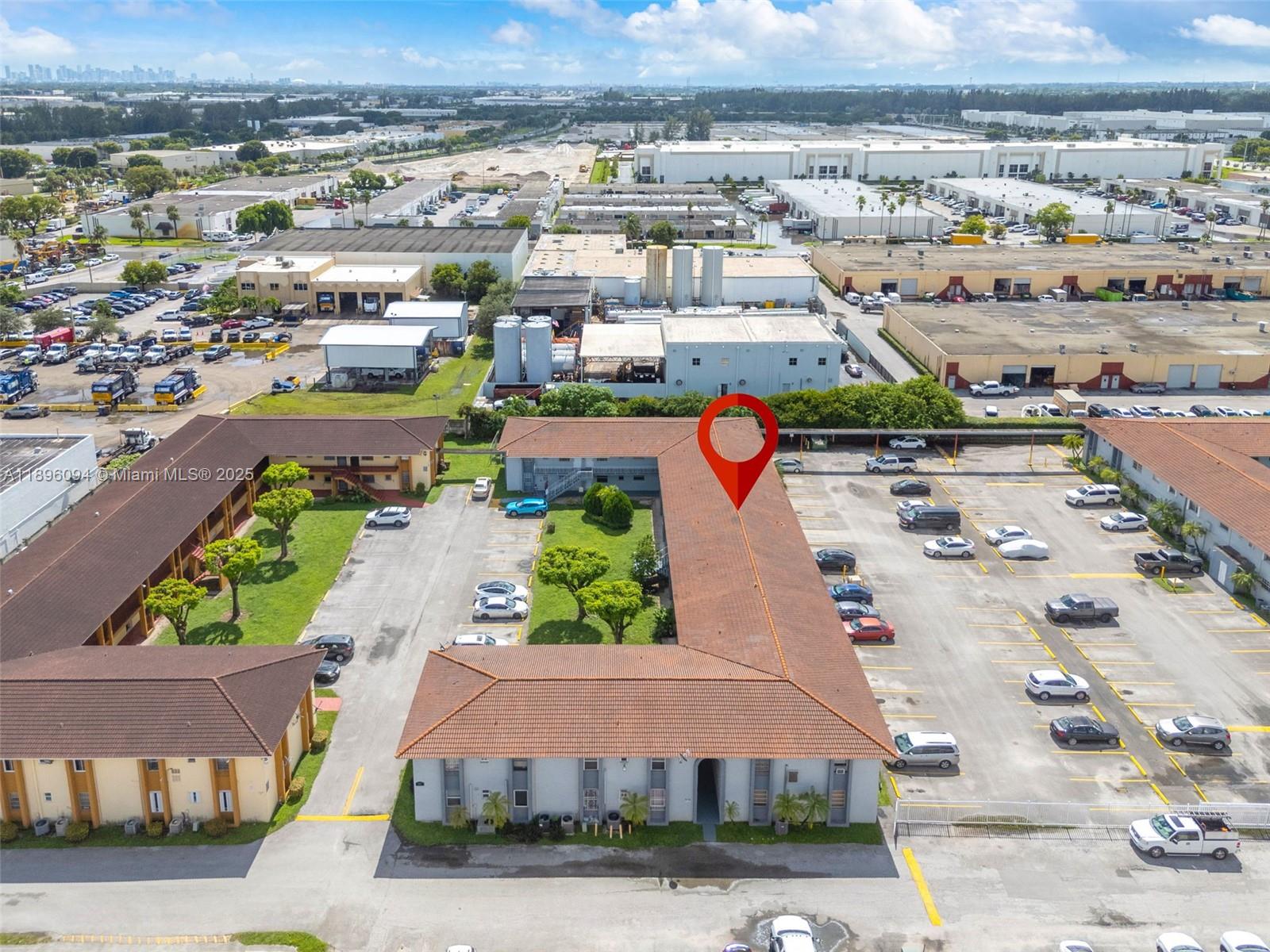 VILLA BISCAYA JARDINES CO - Residential