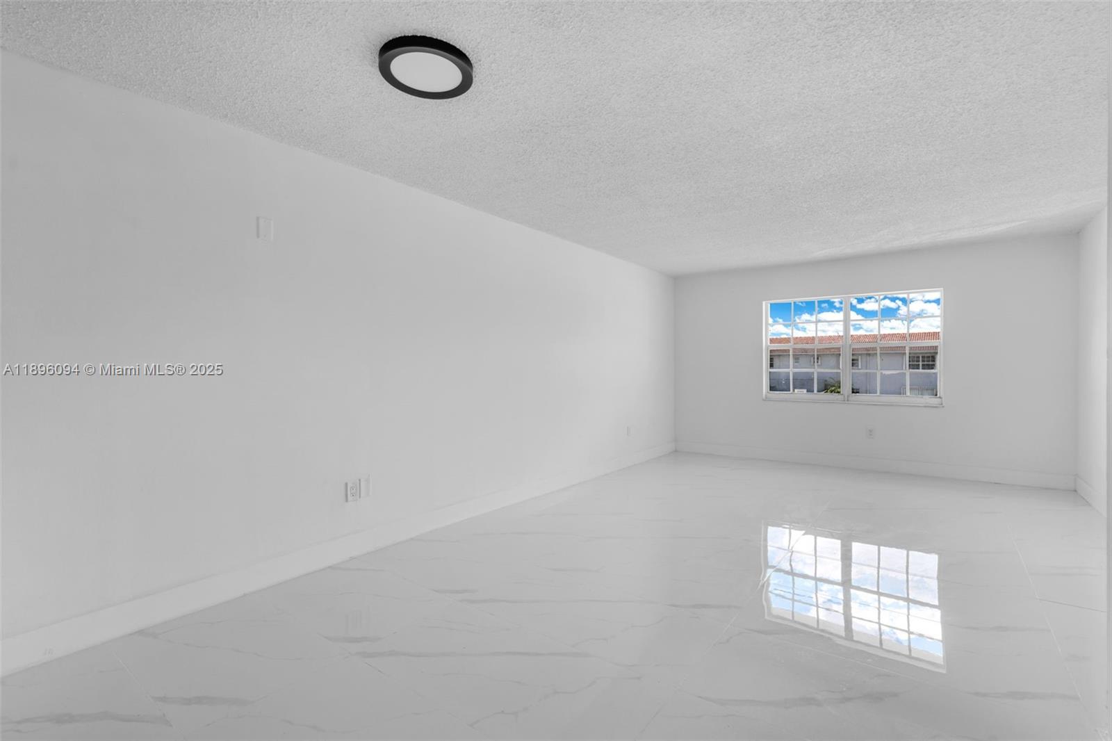 View photos, virtual tours, details... 4050 NW 135th St 21-11