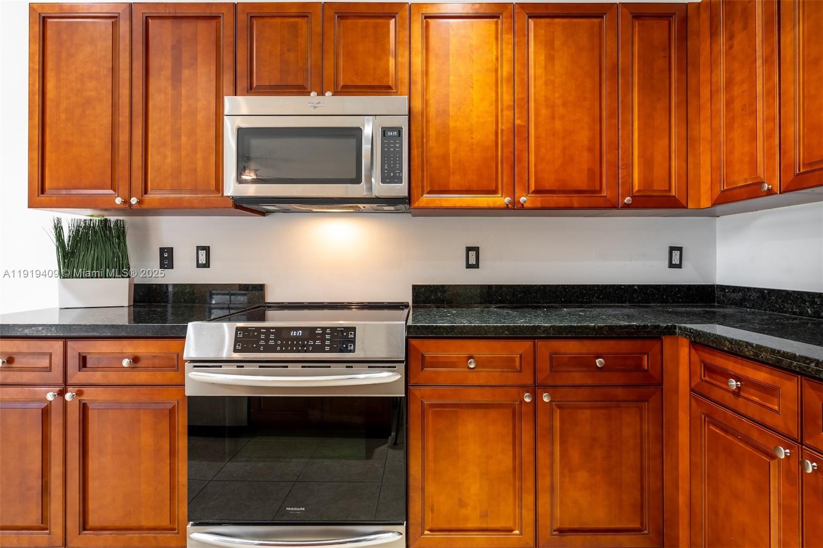 SABAL PALM BY PRESTIGE - Residential