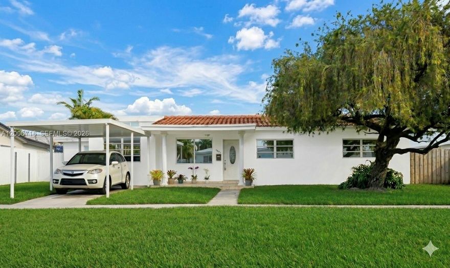 Beautifully renovated 3/2+Den. Prime location in Hialeah.
Below ground pool and carport.
Mexican tiles throughout living areas and Iberian tiles in bathrooms.
High-end brand new appliances.