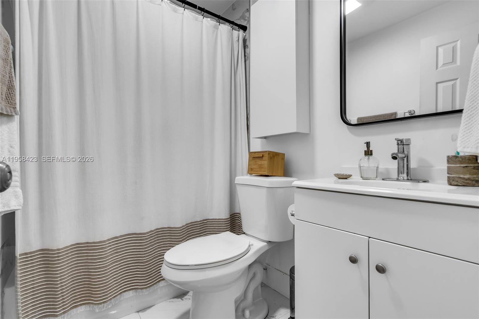 MADRID TOWERS CONDO - Residential