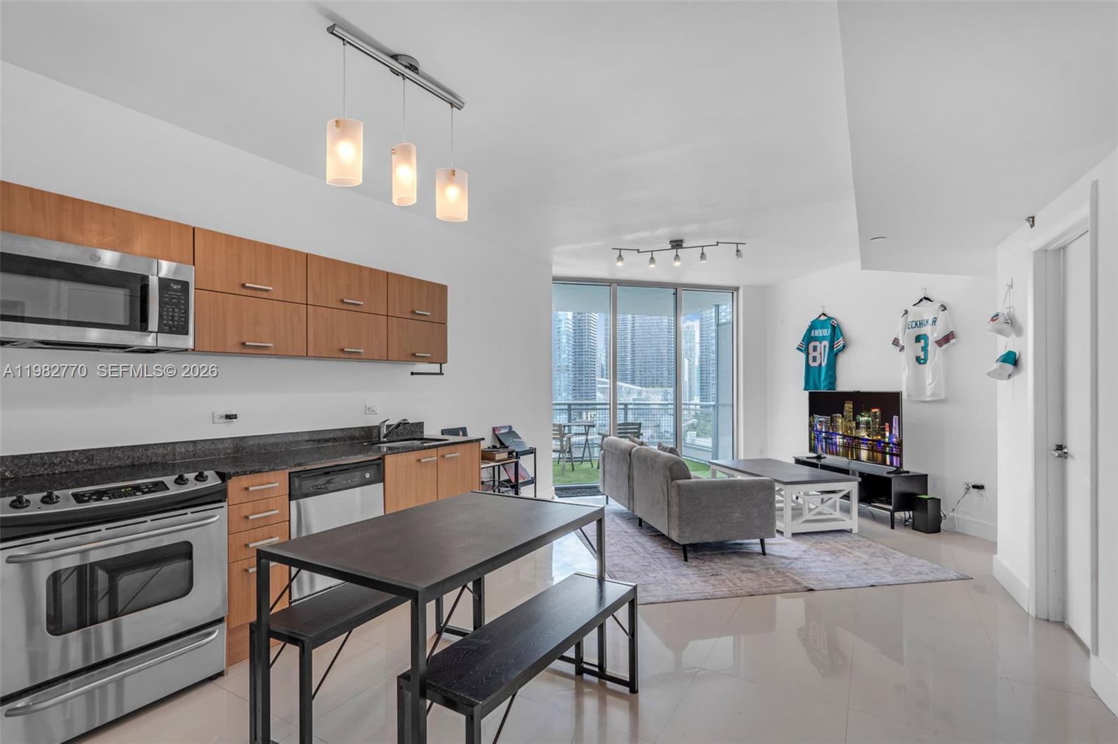 WIND CONDO - Residential