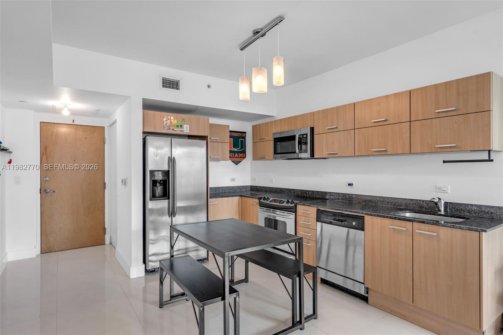 WIND CONDO - Residential