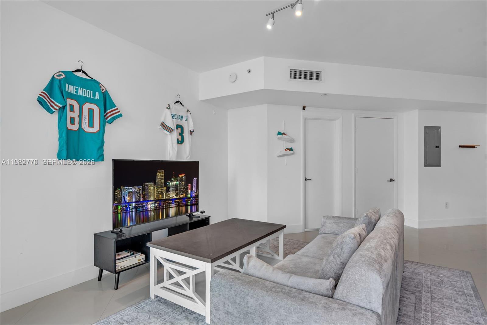 WIND CONDO - Residential