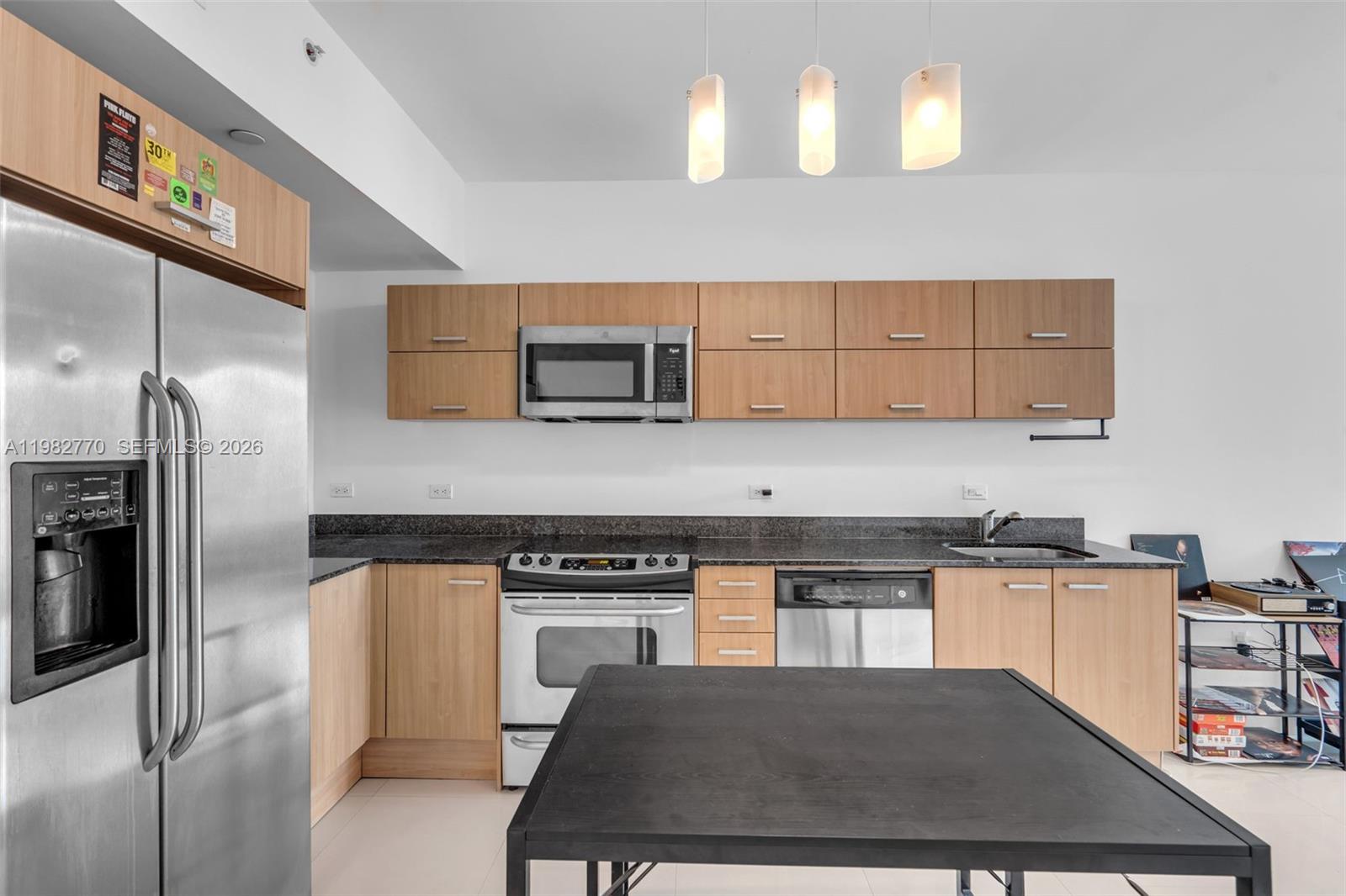 WIND CONDO - Residential