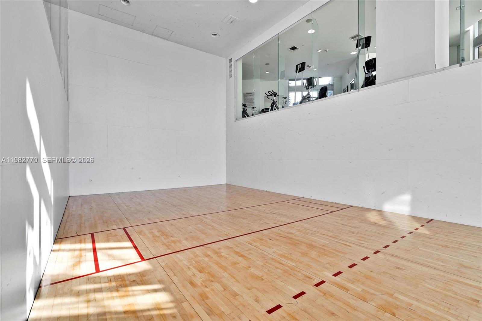 WIND CONDO - Residential