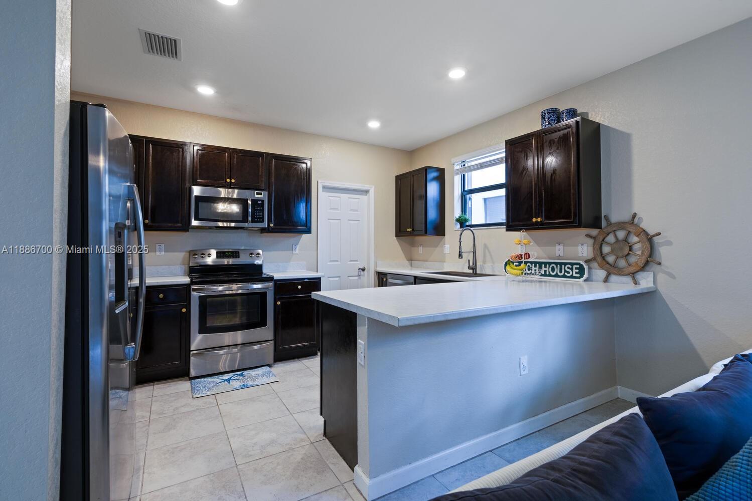 BARBADOS AT OASIS - Residential