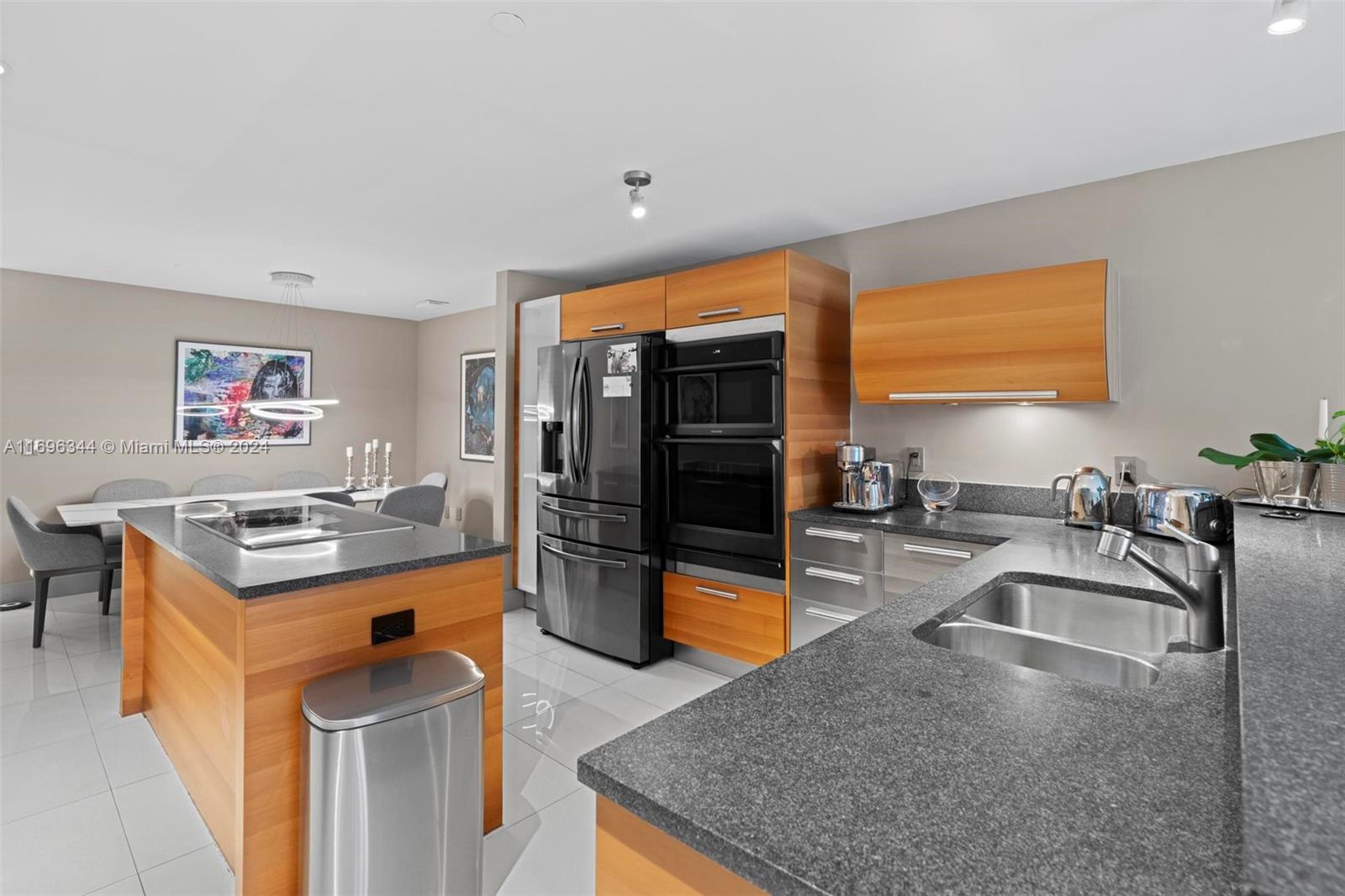 ARTECH RESIDENCES AT AVEN - Residential