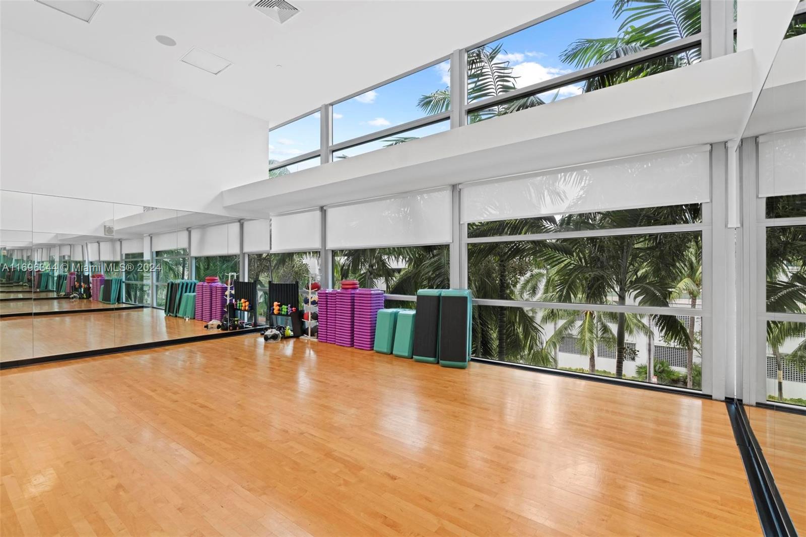 ARTECH RESIDENCES AT AVEN - Residential