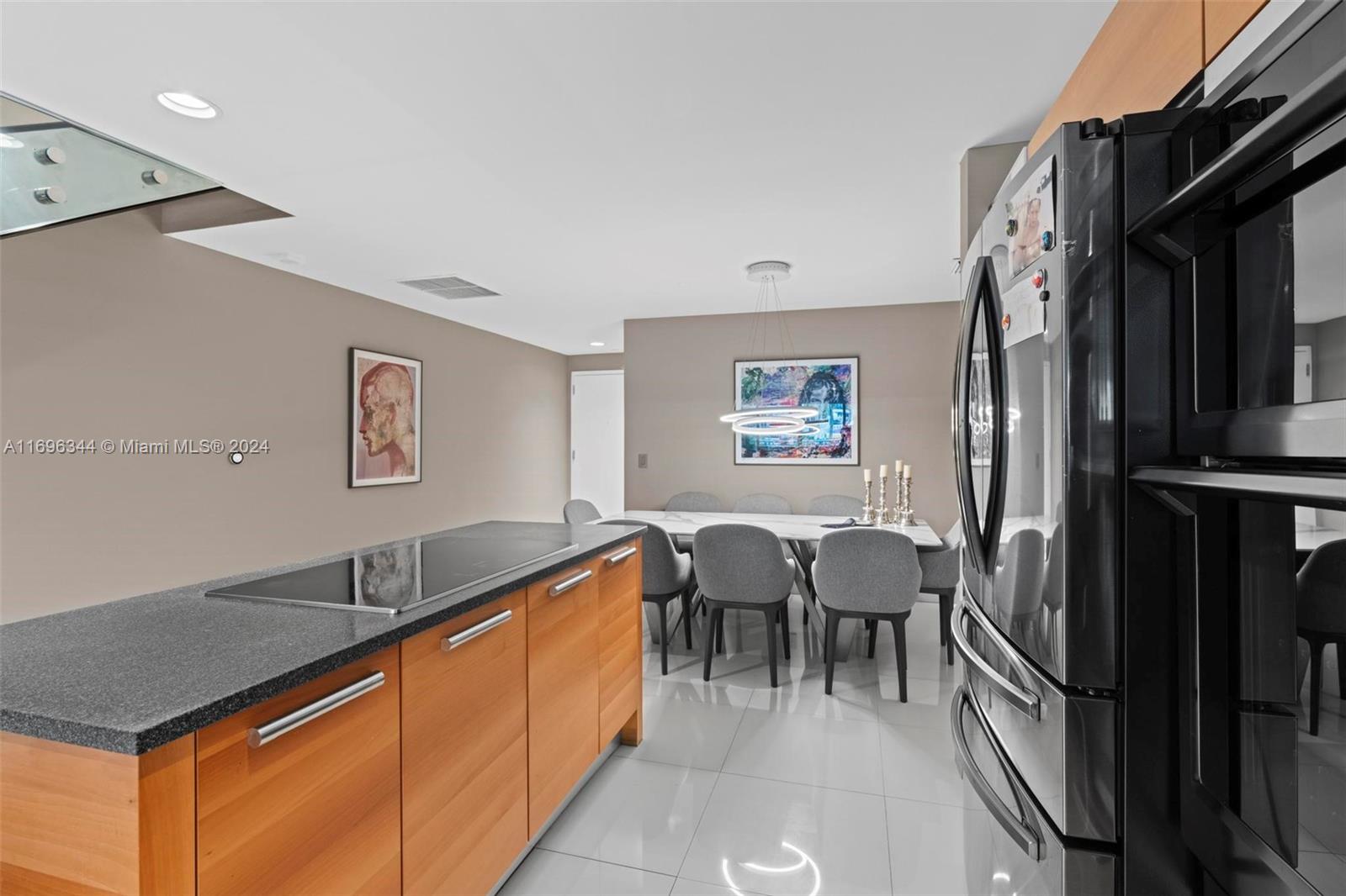 ARTECH RESIDENCES AT AVEN - Residential