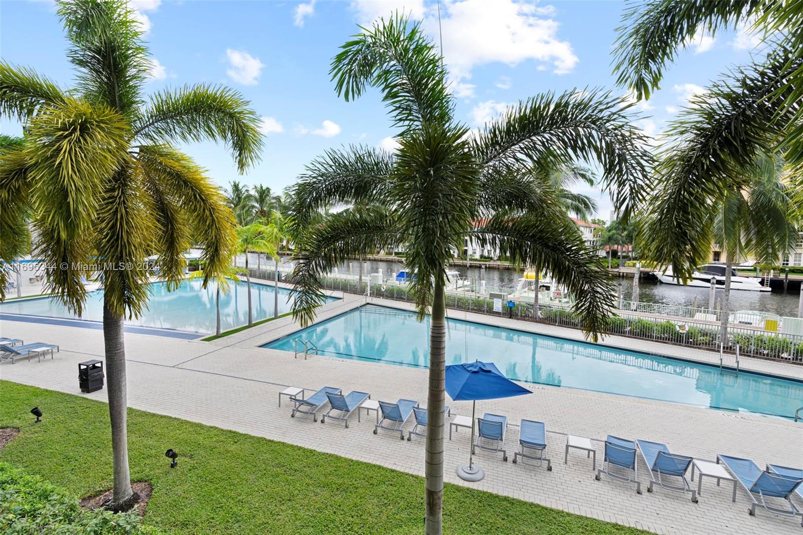 ARTECH RESIDENCES AT AVEN - Residential