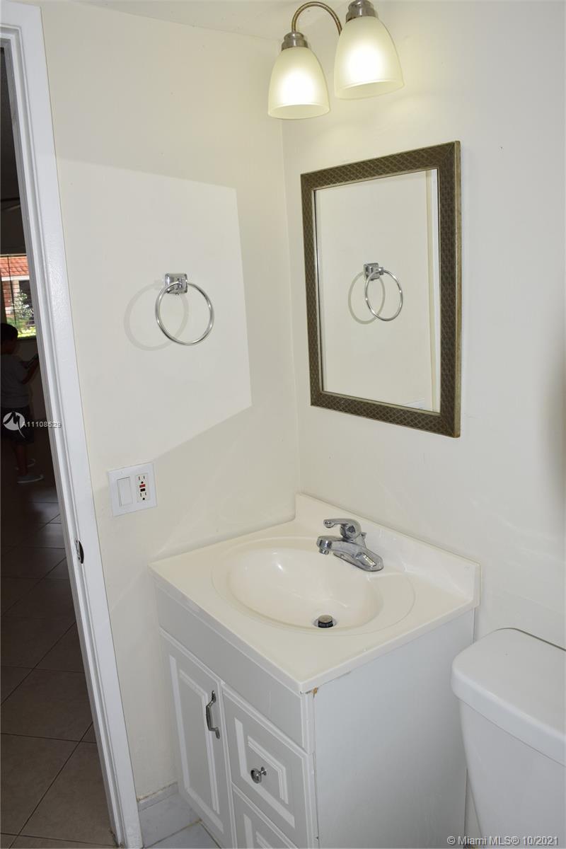 RESIDENCIAL EL PRADO COND - Residential