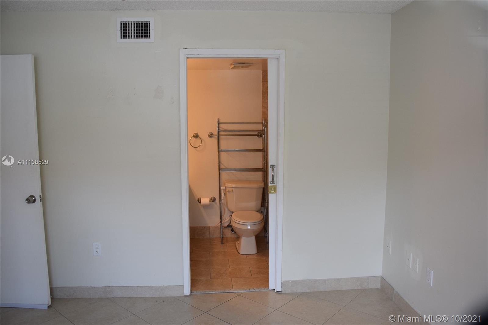 RESIDENCIAL EL PRADO COND - Residential