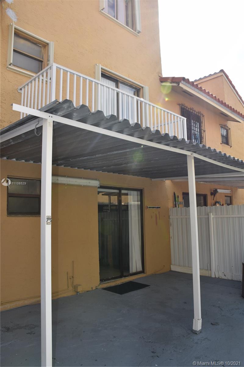 RESIDENCIAL EL PRADO COND - Residential