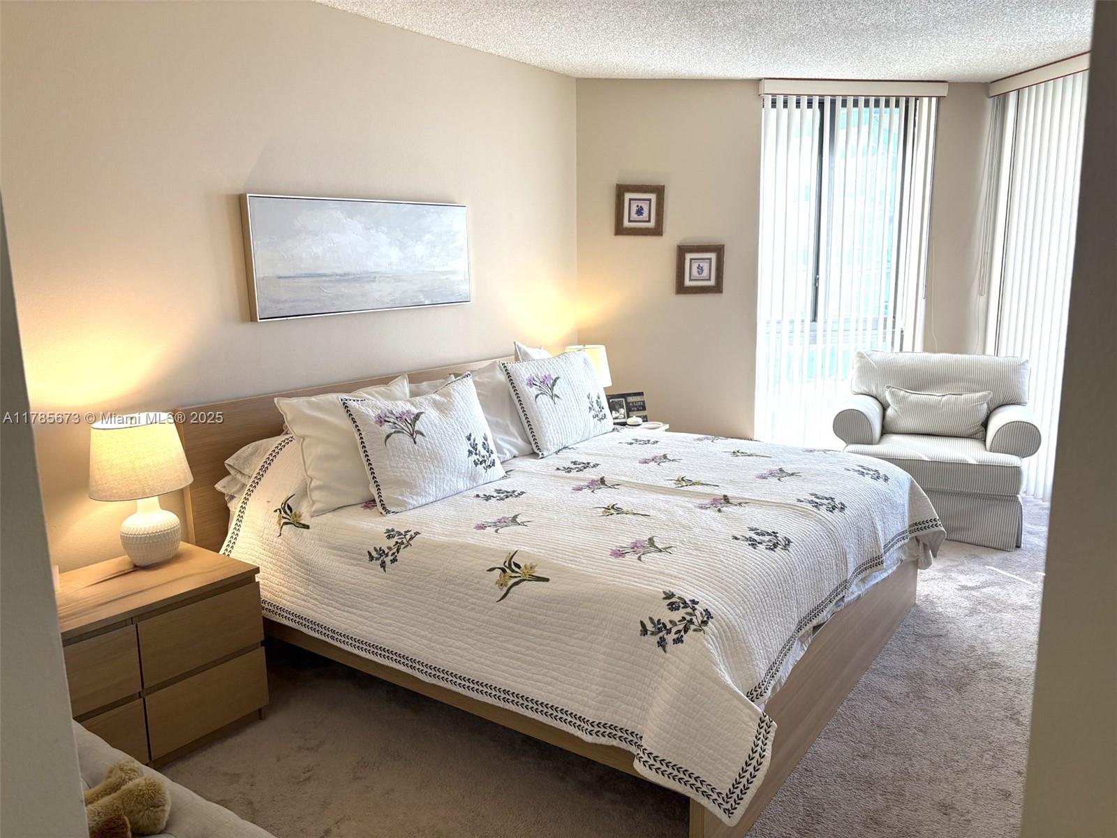 THE LANDMARK CONDO - Residential