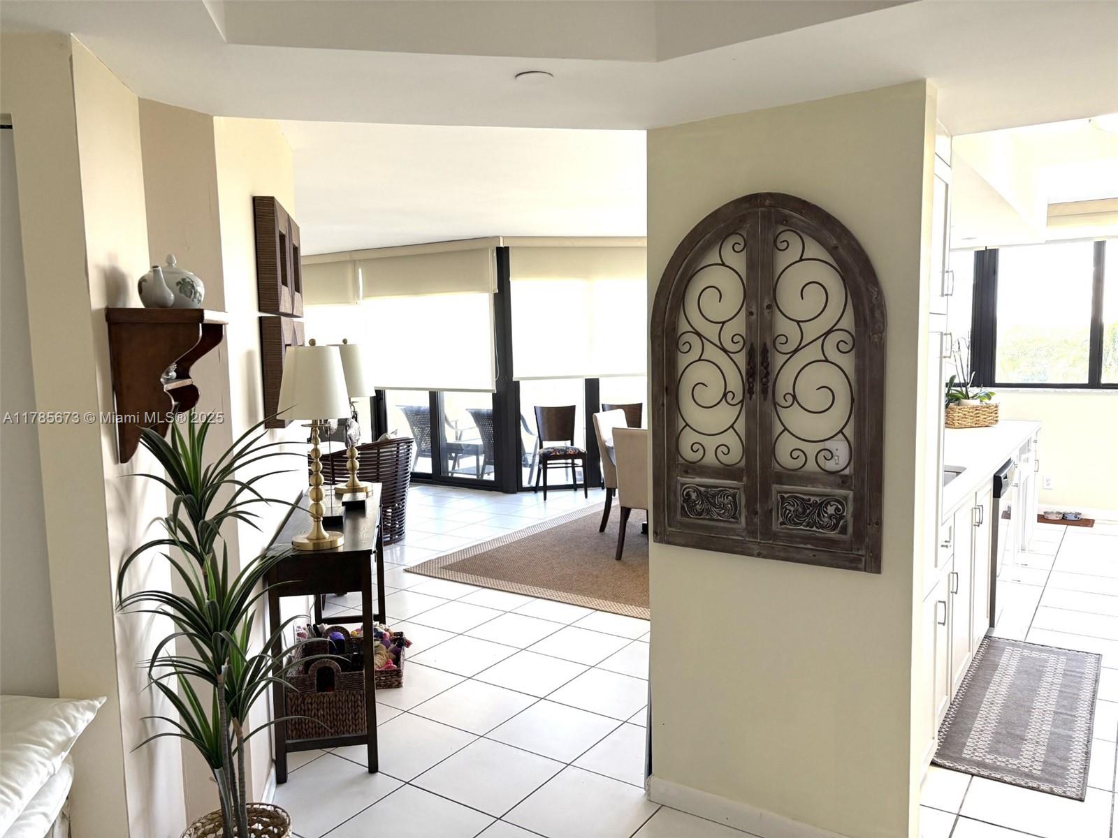THE LANDMARK CONDO - Residential