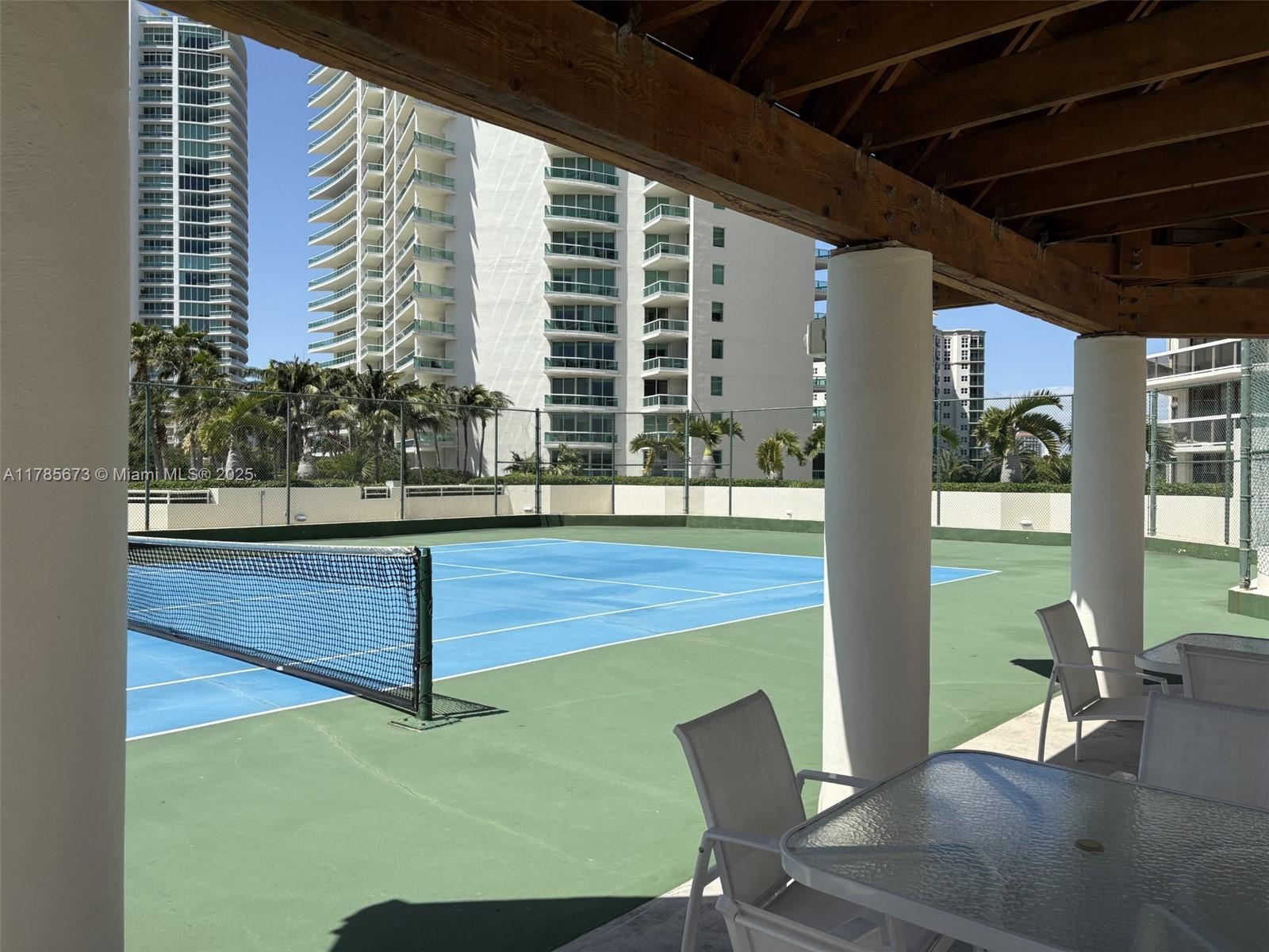 THE LANDMARK CONDO - Residential