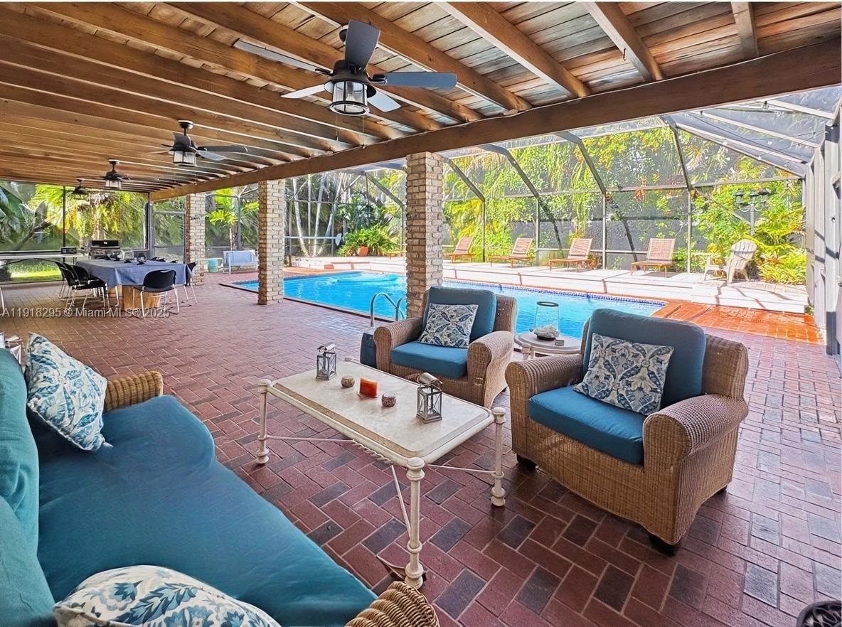 GALLO-WOOD ESTATES - Residential