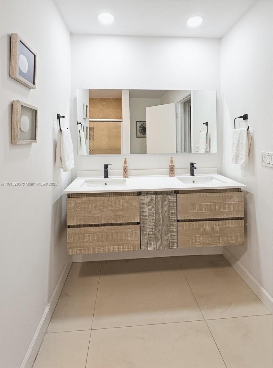 GALLO-WOOD ESTATES - Residential