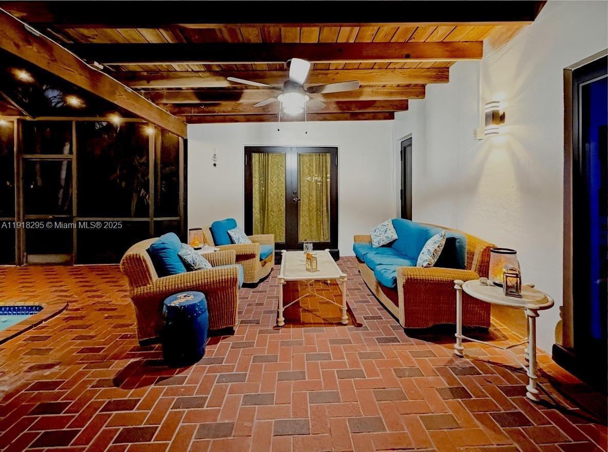 GALLO-WOOD ESTATES - Residential