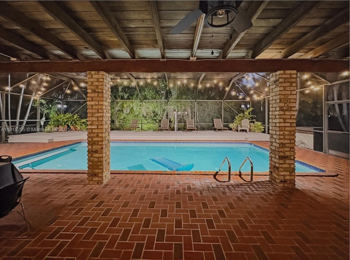 GALLO-WOOD ESTATES - Residential