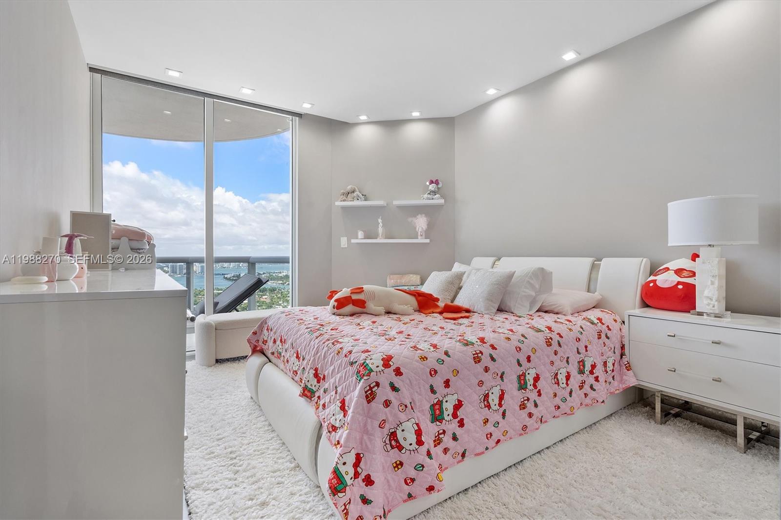 AKOYA CONDO - Residential