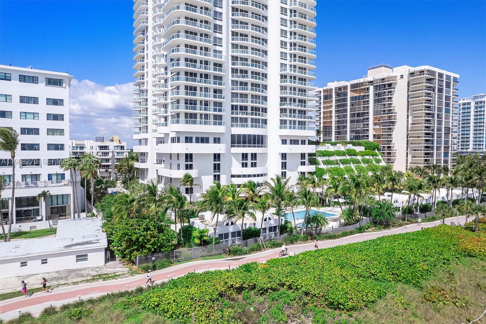 AKOYA CONDO - Residential