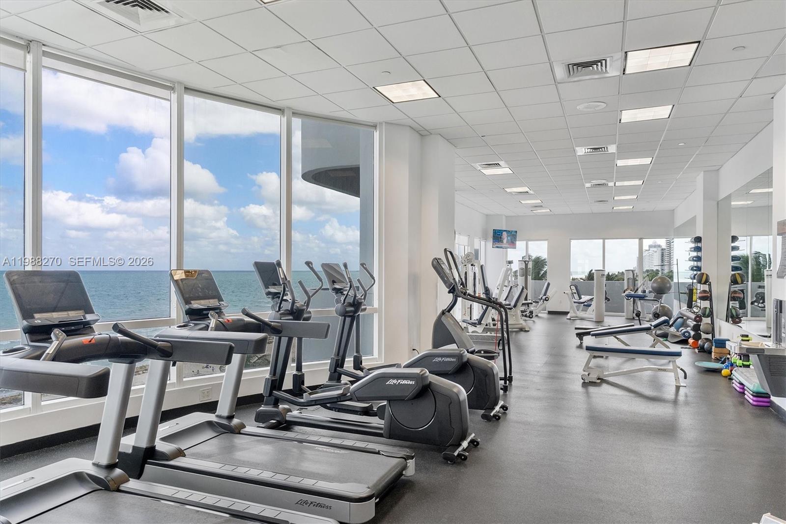 AKOYA CONDO - Residential