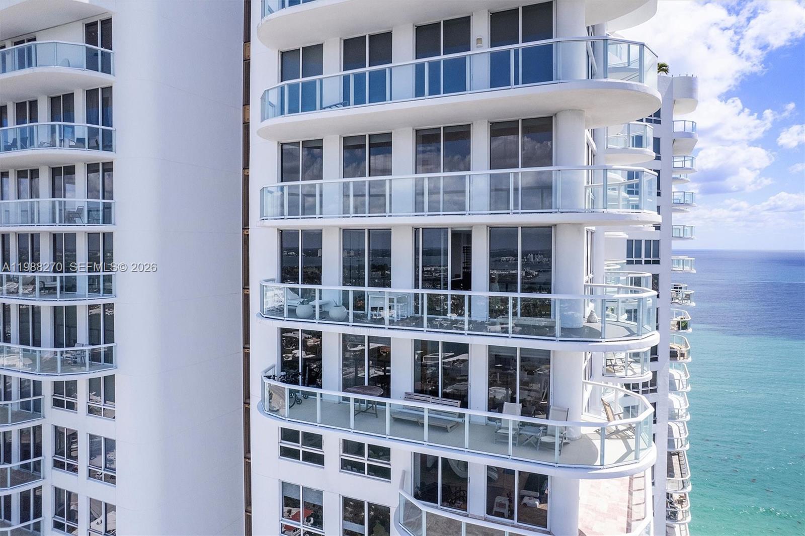 AKOYA CONDO - Residential