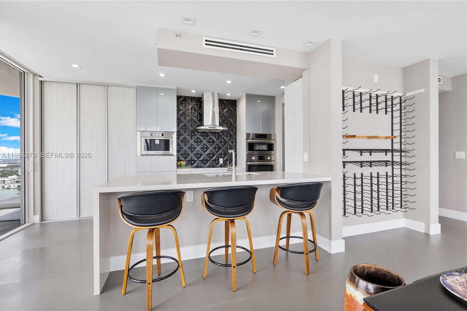 AKOYA CONDO - Residential