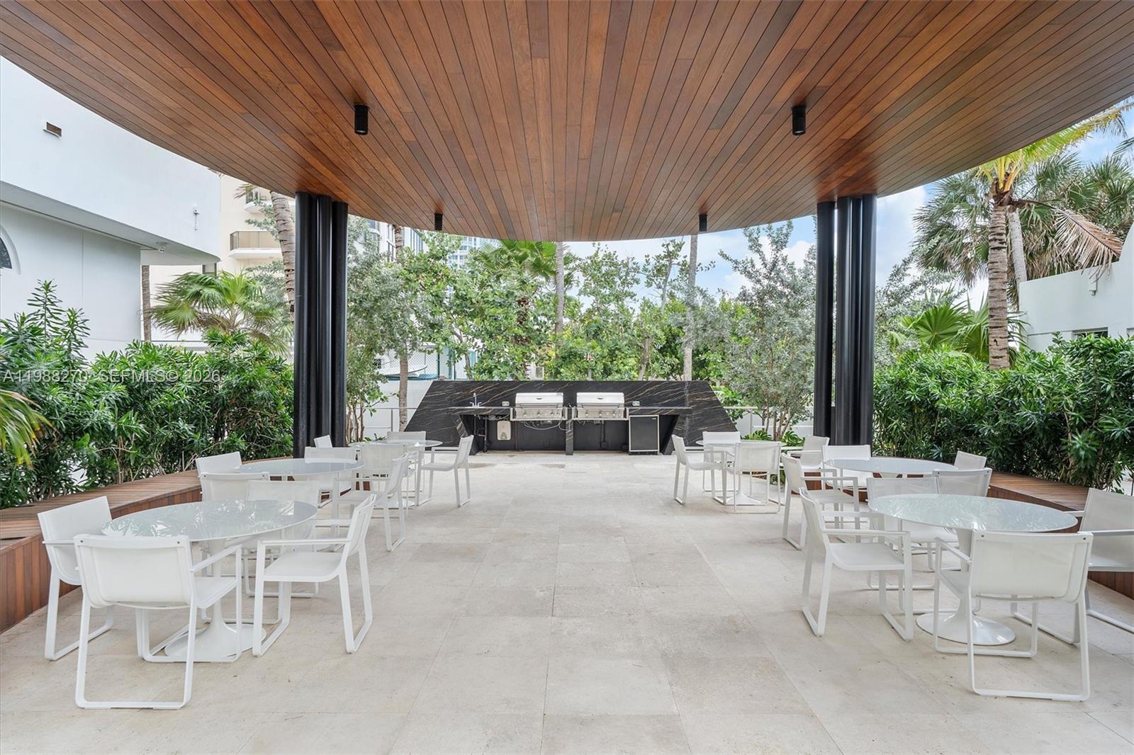 AKOYA CONDO - Residential