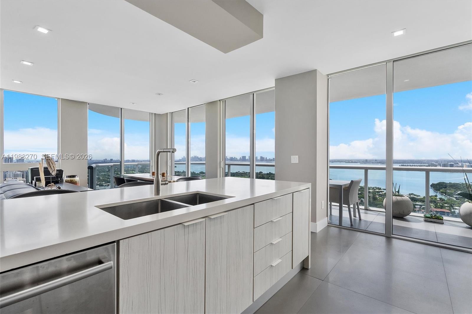 AKOYA CONDO - Residential