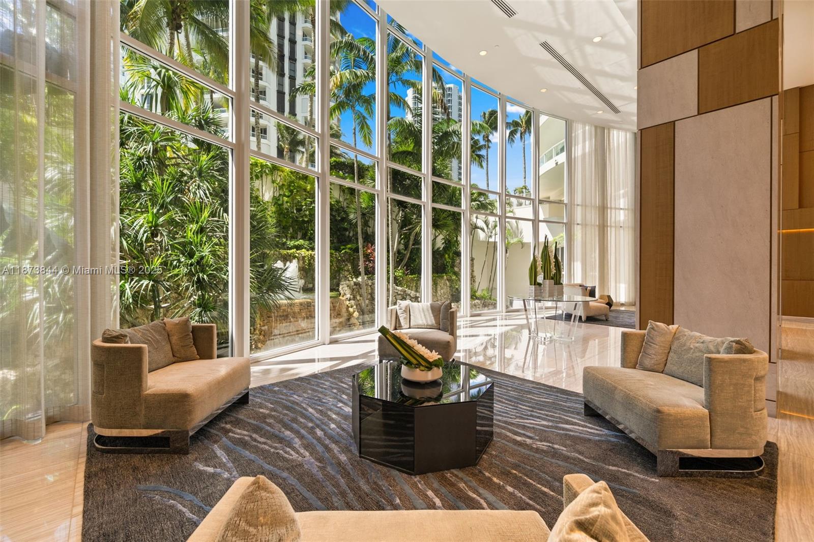 ATLANTIC I AT THE POINT C - Residential Lease