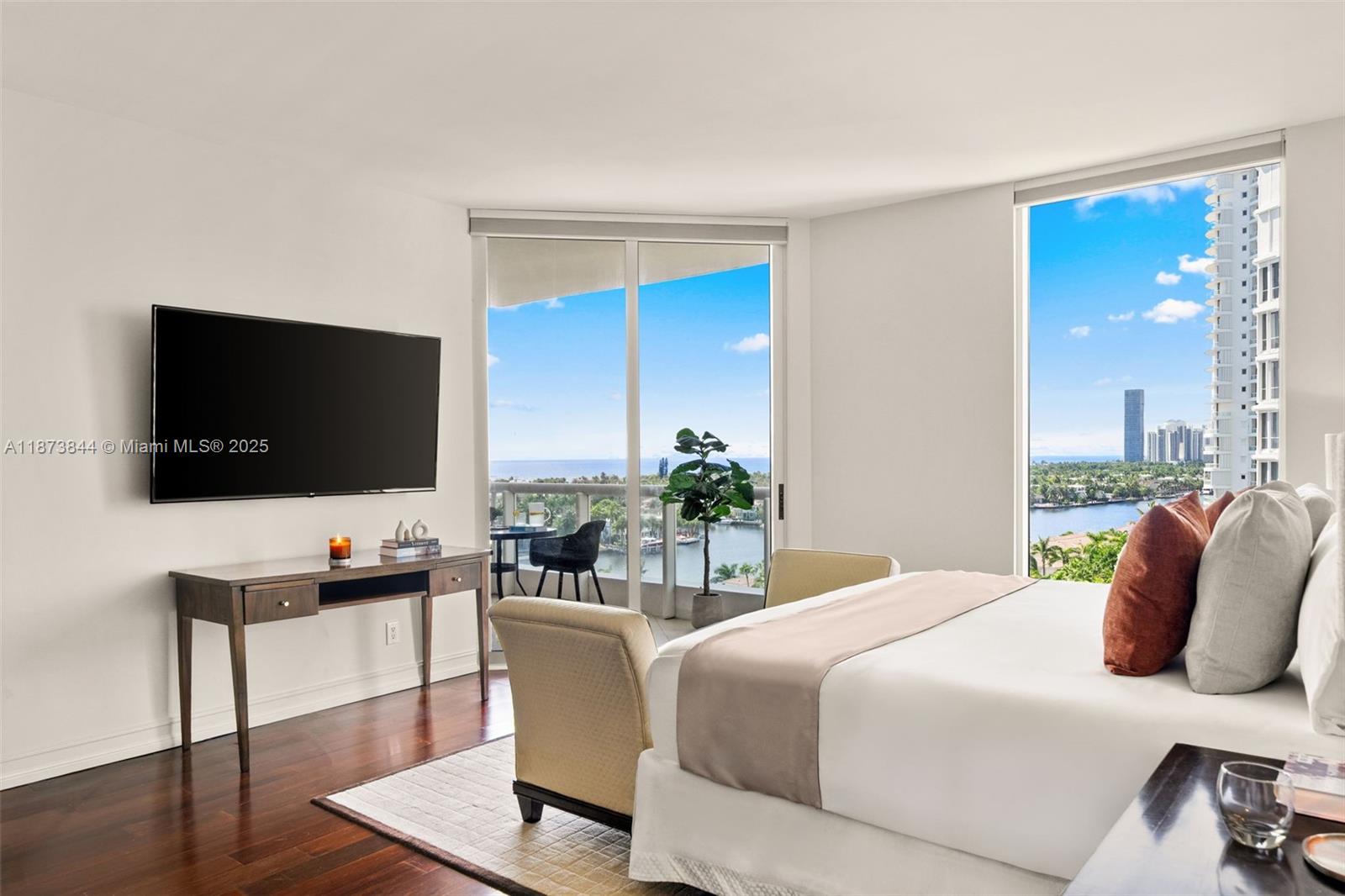 ATLANTIC I AT THE POINT C - Residential Lease