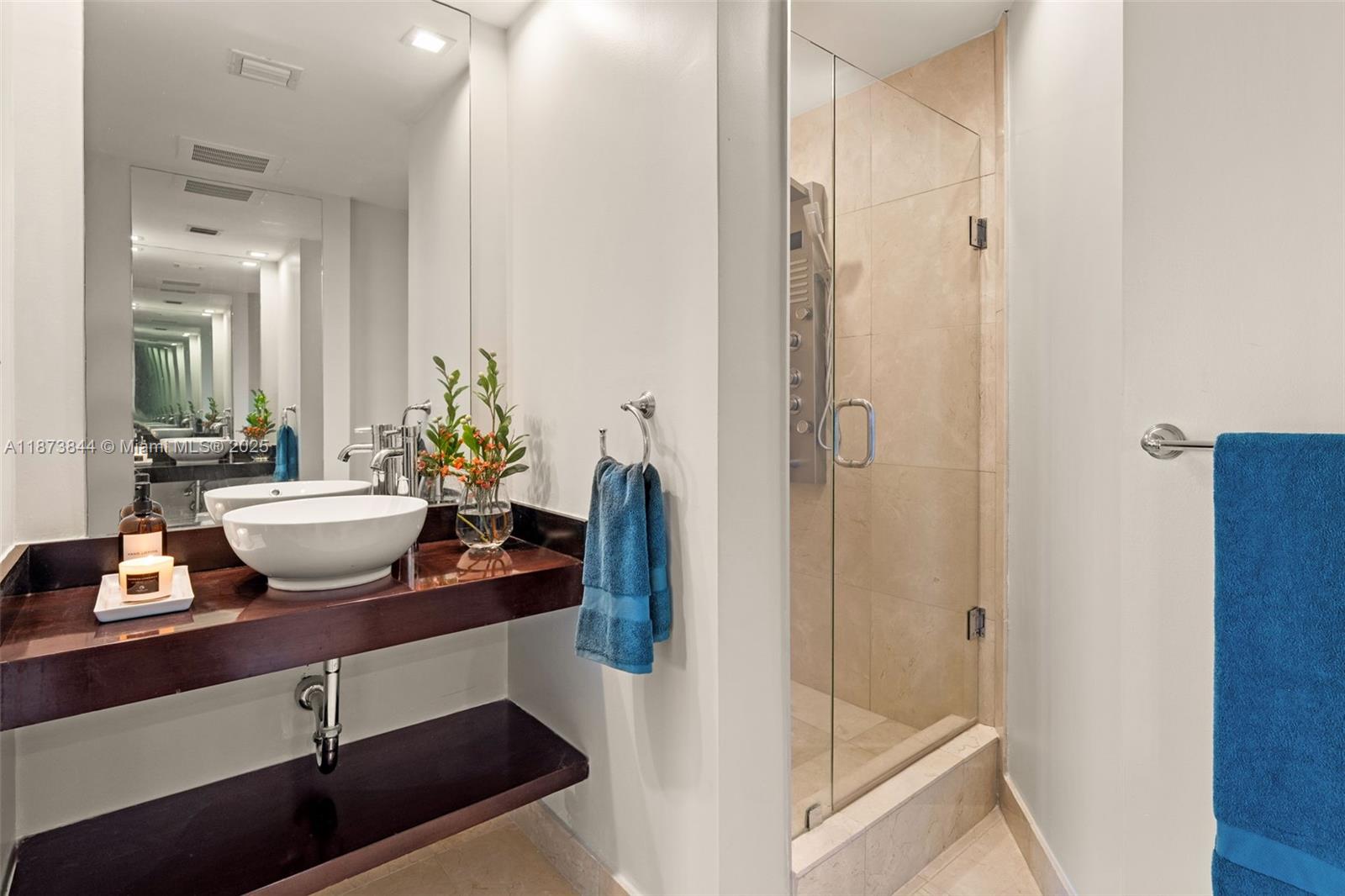 ATLANTIC I AT THE POINT C - Residential Lease