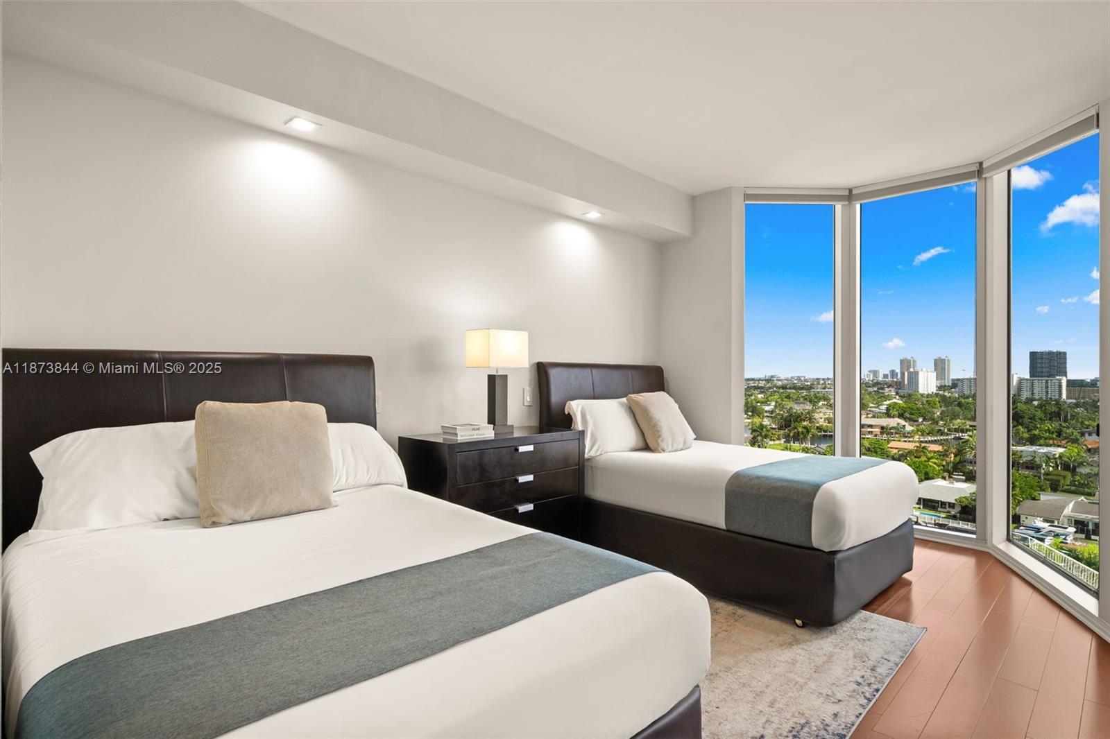 ATLANTIC I AT THE POINT C - Residential Lease