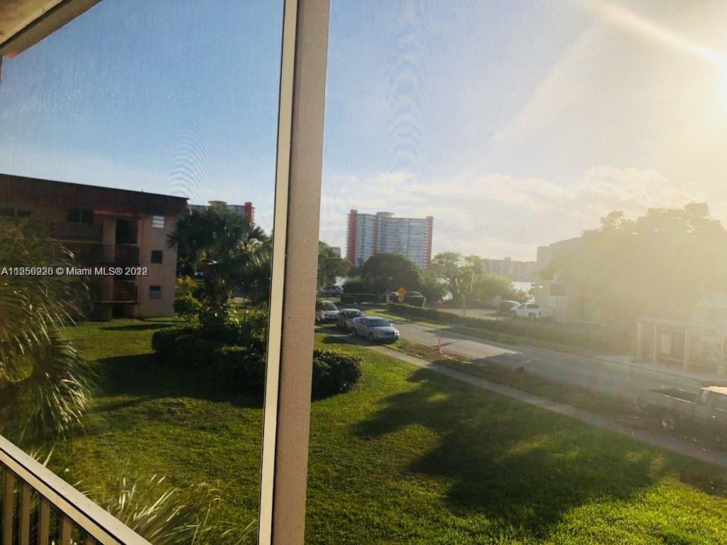 FIFTH HORIZONS CONDO - Residential