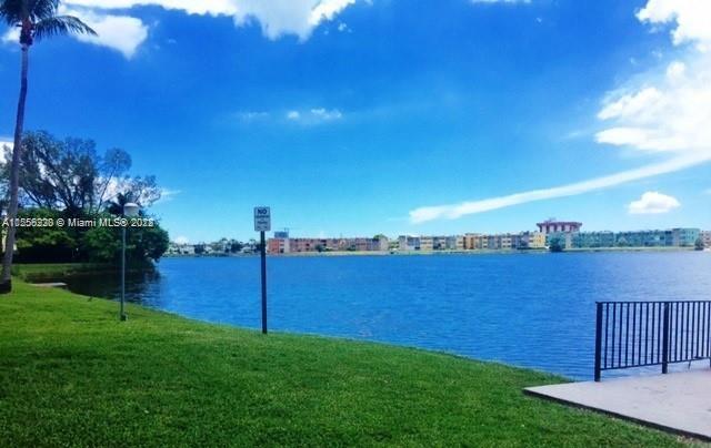 FIFTH HORIZONS CONDO - Residential