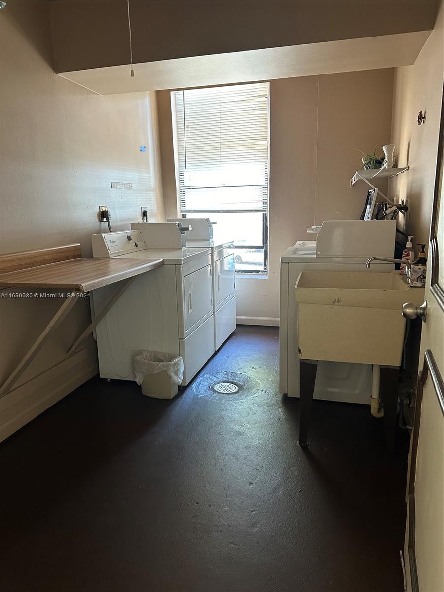 CONCORD VILLAGE CONDOMINI - Residential