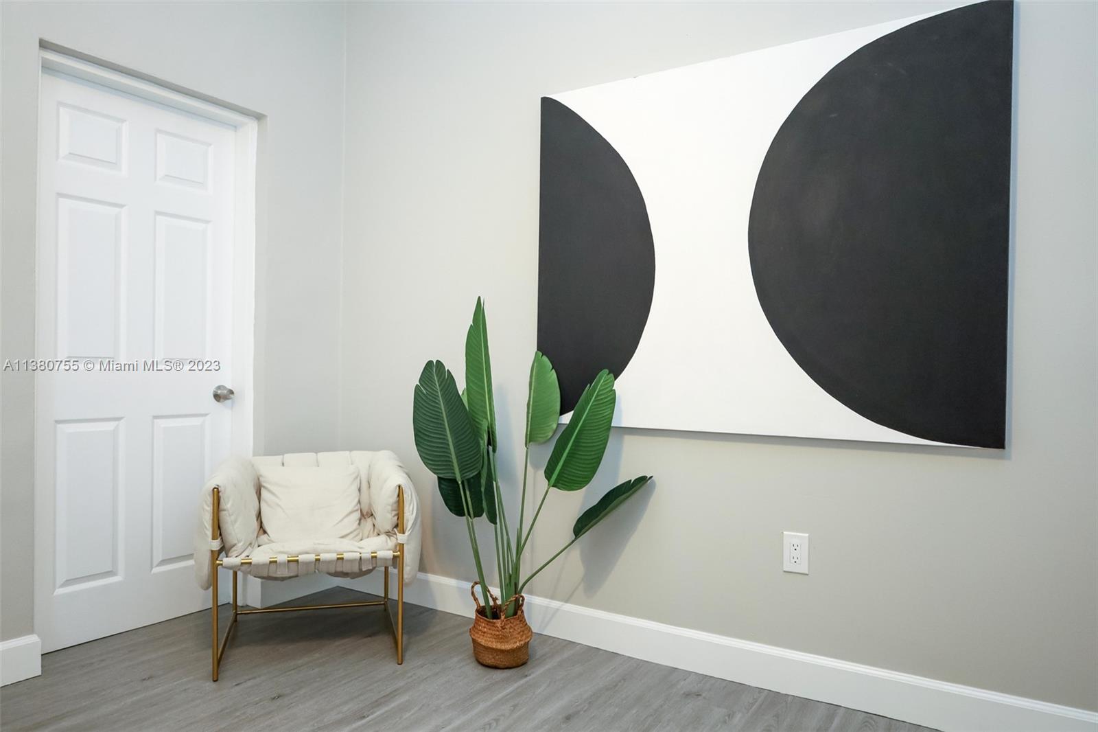 SILVER BLUFF GARDENS - Residential Lease