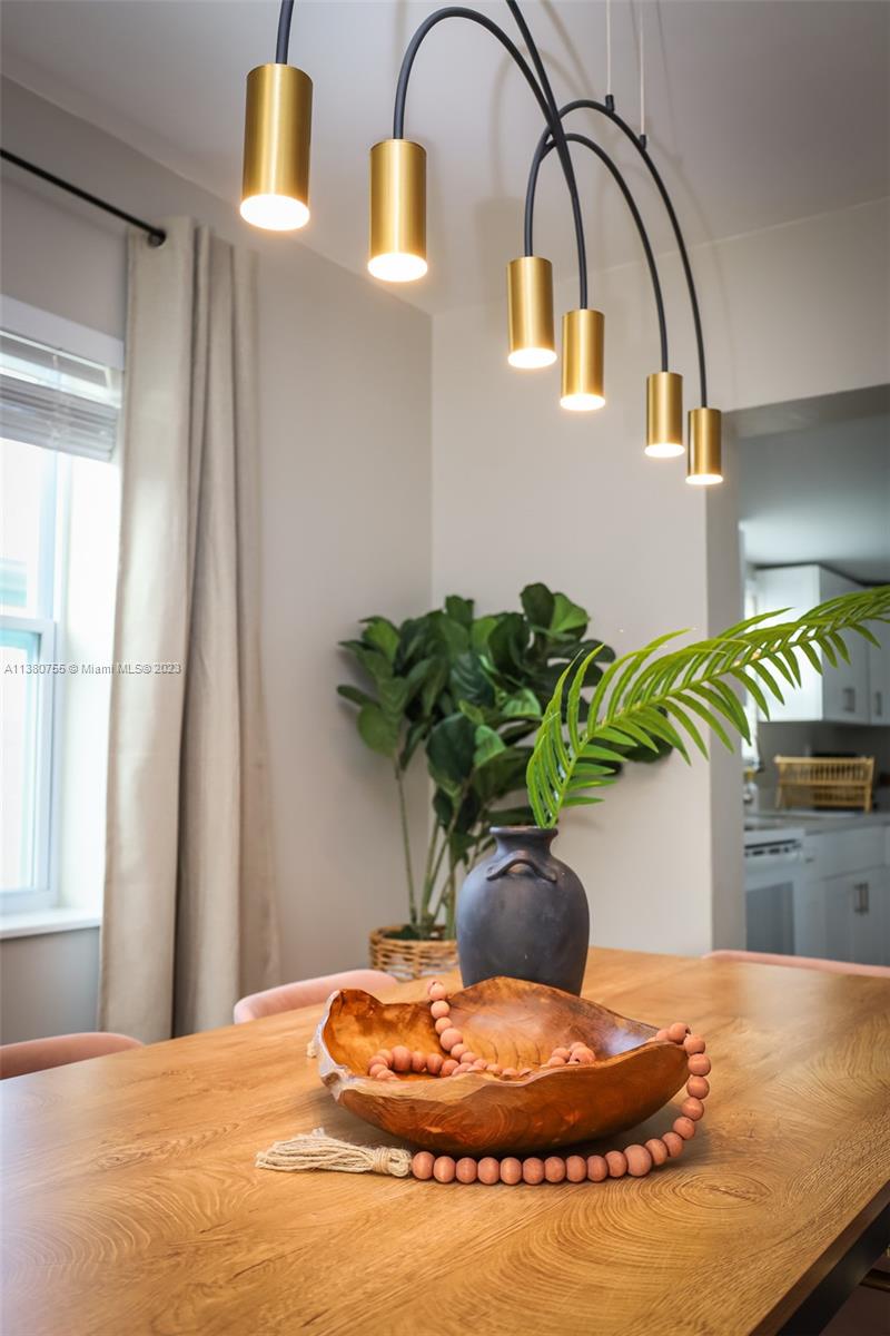 SILVER BLUFF GARDENS - Residential Lease