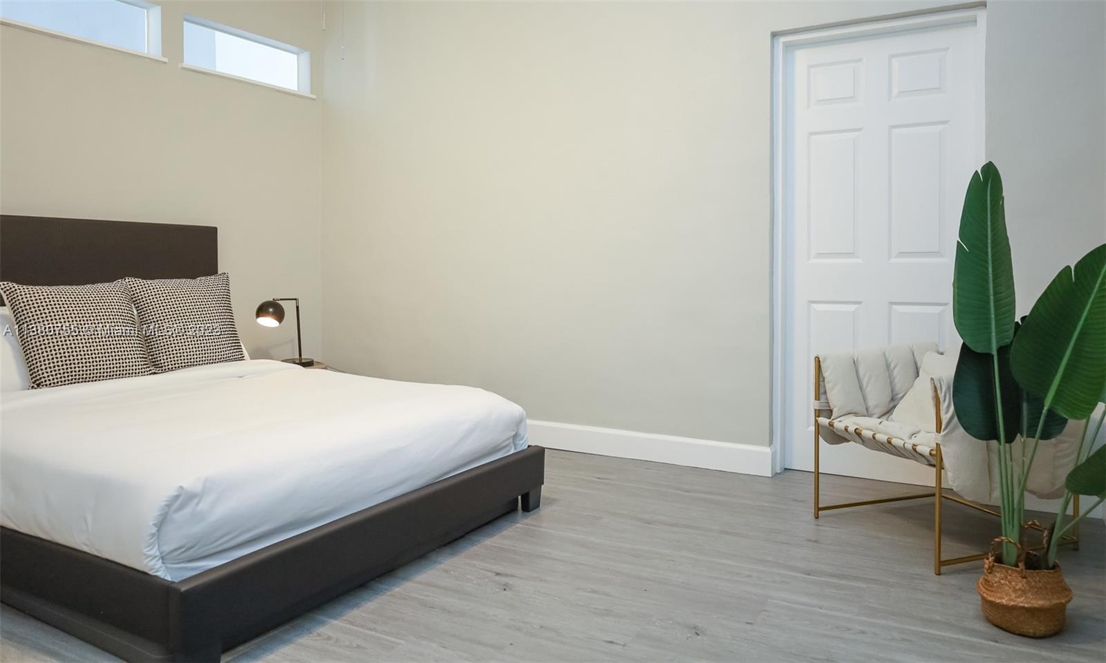 SILVER BLUFF GARDENS - Residential Lease