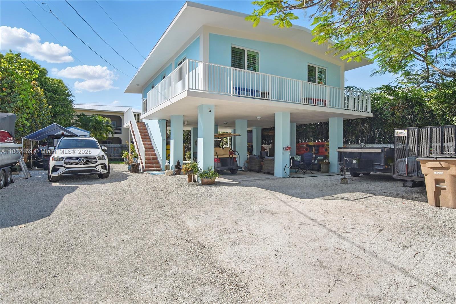 Rental Property at 95401 Overseas Hwy 95401, Key Largo, Monroe County, Florida - Bedrooms: 2 
Bathrooms: 1  - $3,950 MO.